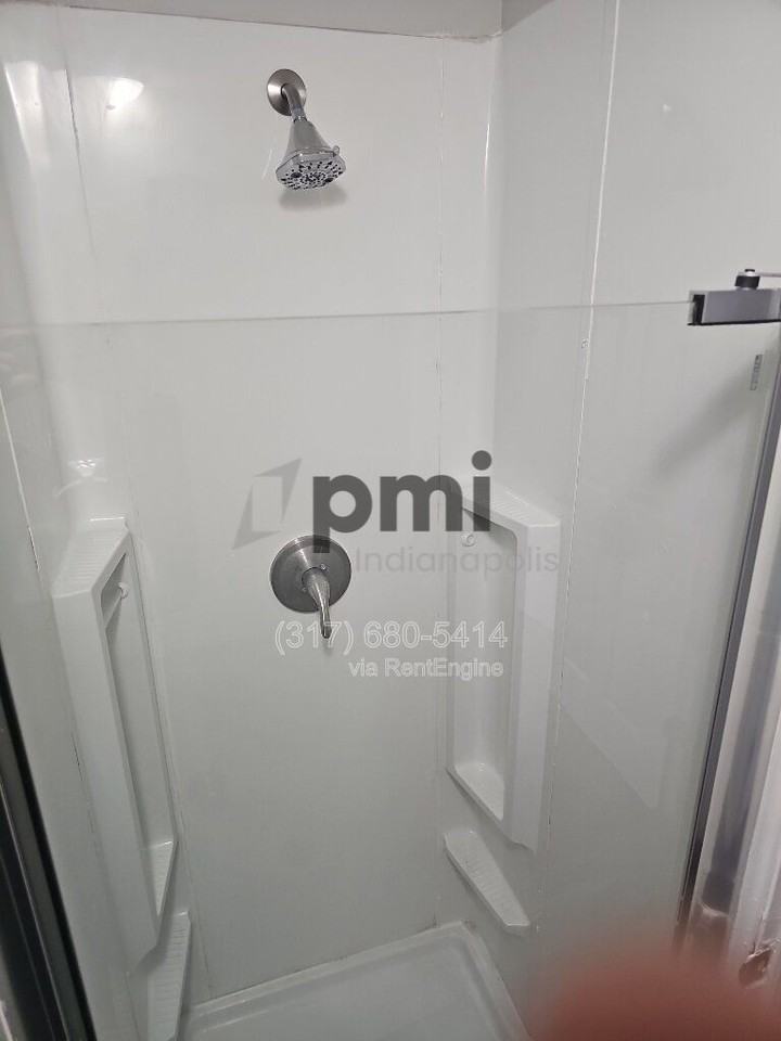 4138 N Irvington Ave - Photo 4 of 49