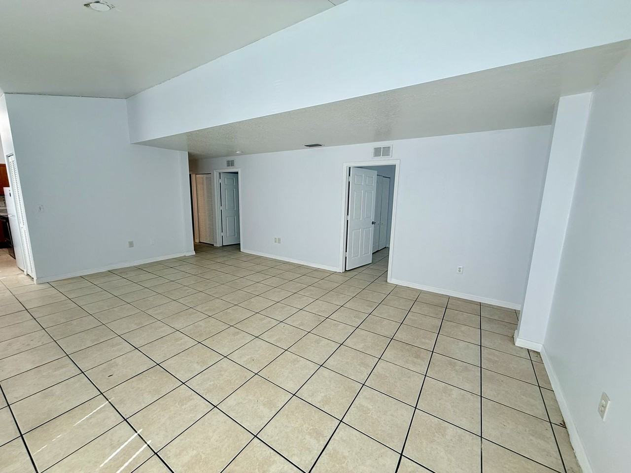 1427 45th Avenue Cir W - Photo 7 of 18