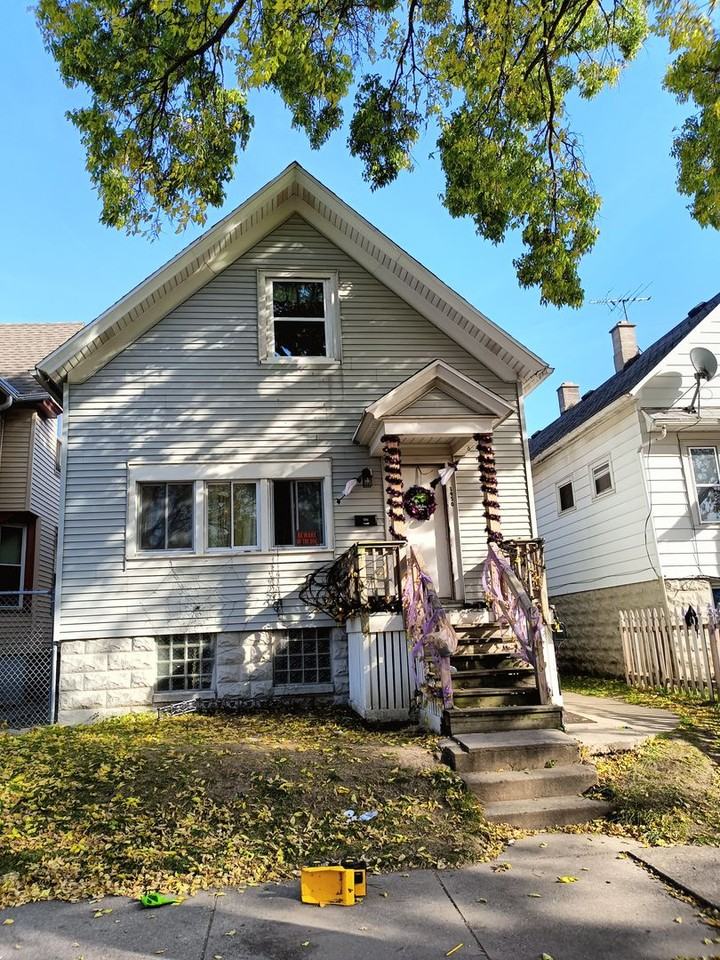 1950 S 7th St - Photo 2 of 14