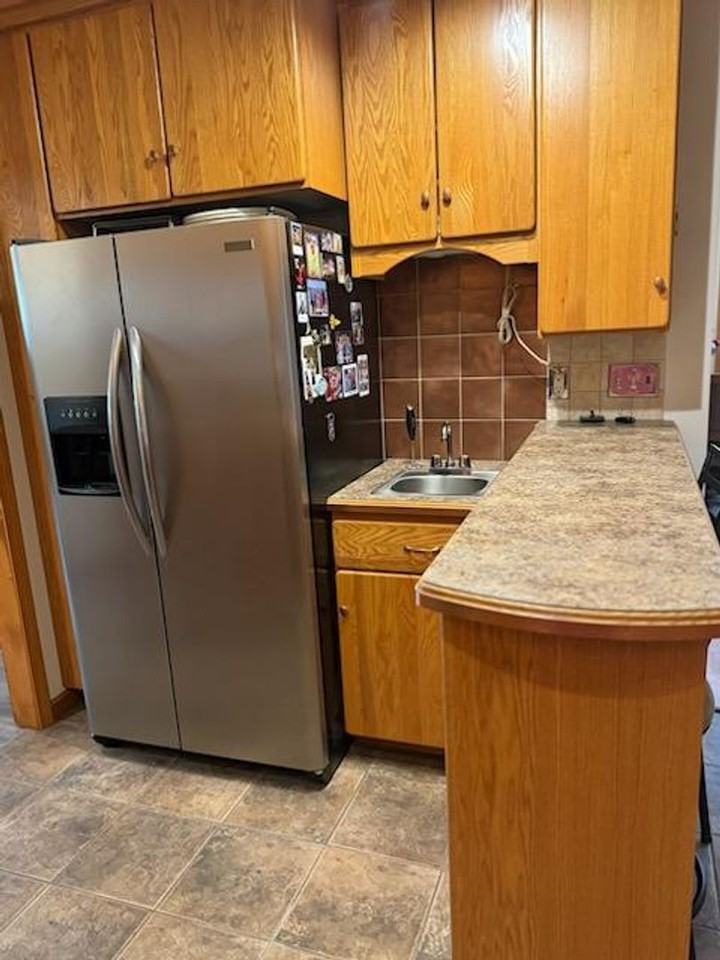 625 South St - Photo 4 of 15