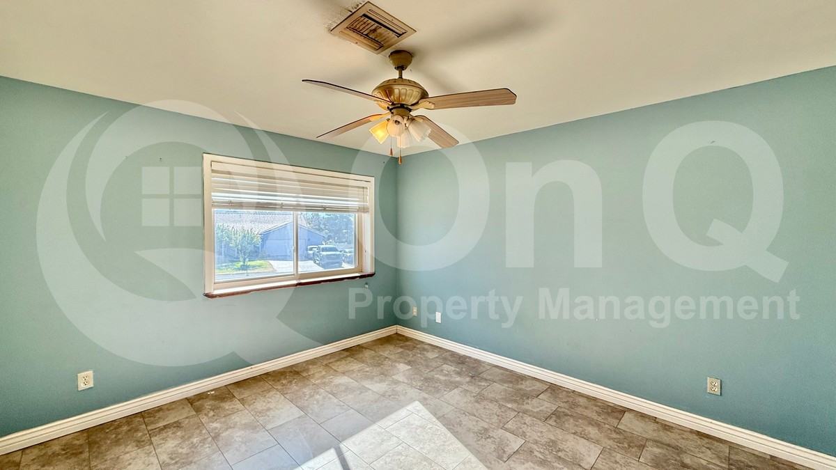 19322 E Calle De Flores - Photo 7 of 29