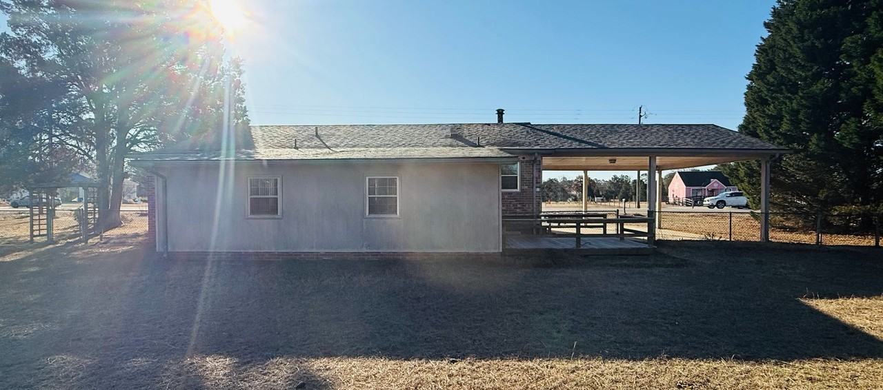 6050 Camden Rd - Photo 2 of 13