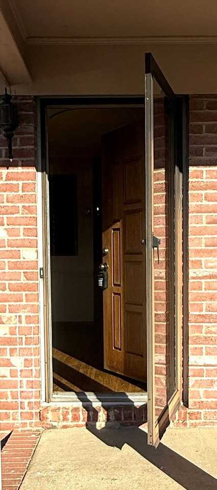 6050 Camden Rd - Photo 3 of 13