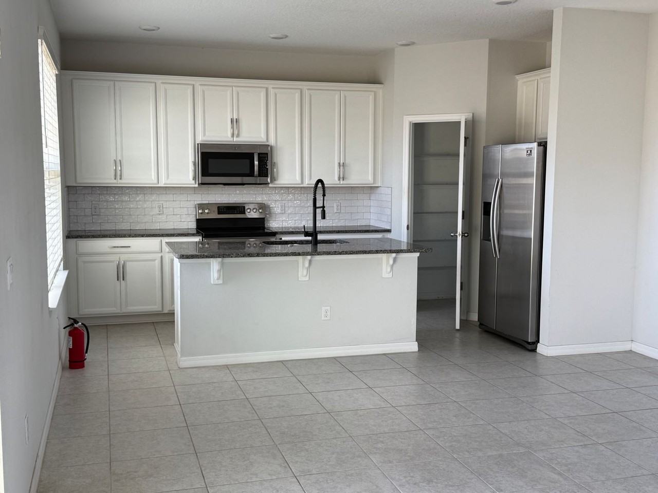 2577 Ocoee Reserve Ct - Photo 4 of 15