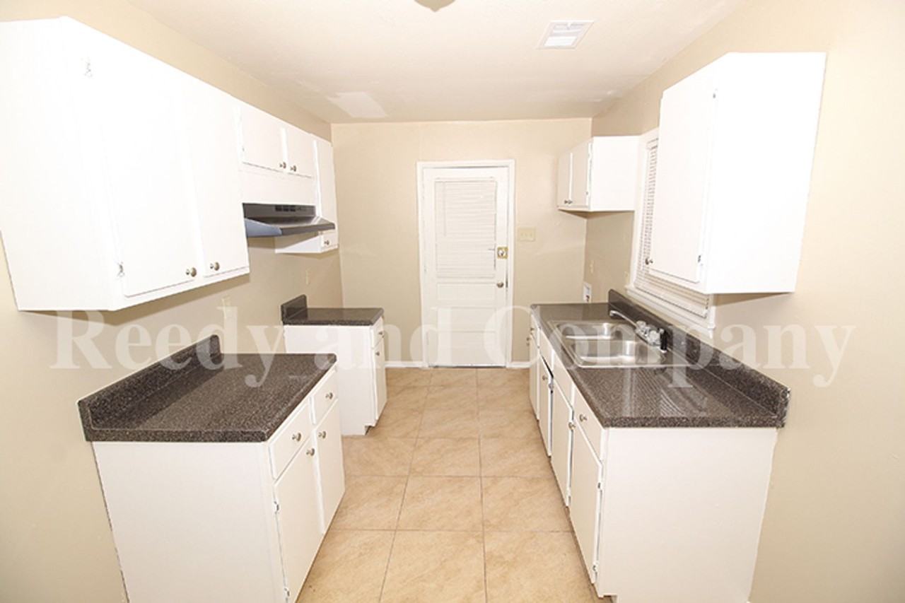 3568 Venable Rd - Photo 6 of 14