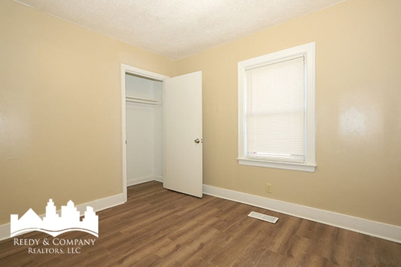 3733 Miami Ave - Photo 5 of 17