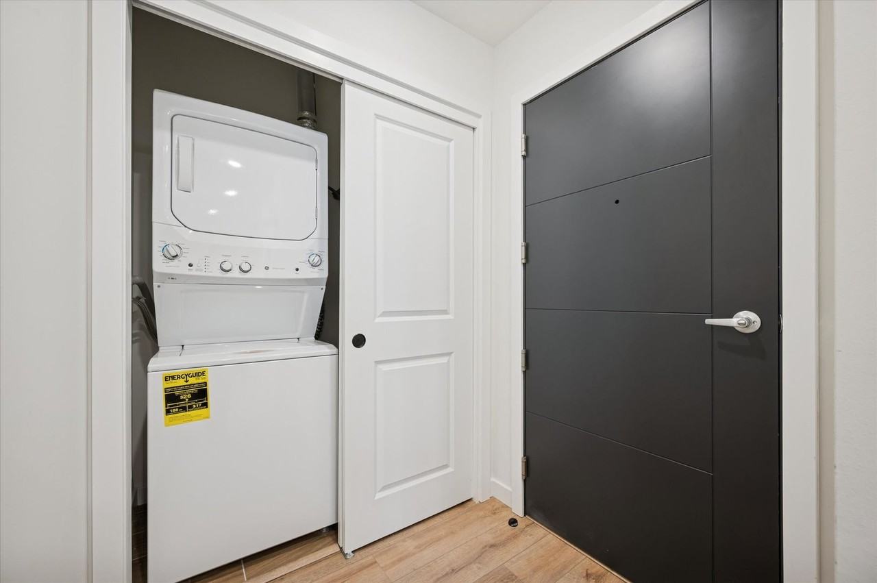 5139 Wayne Ave - Photo 7 of 12