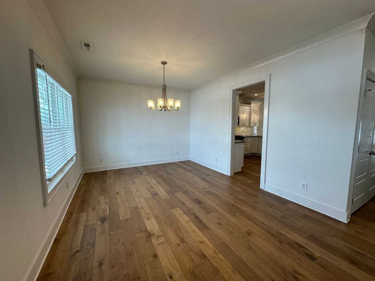 220 220 Princeton Gardens Drive - Photo 3 of 50