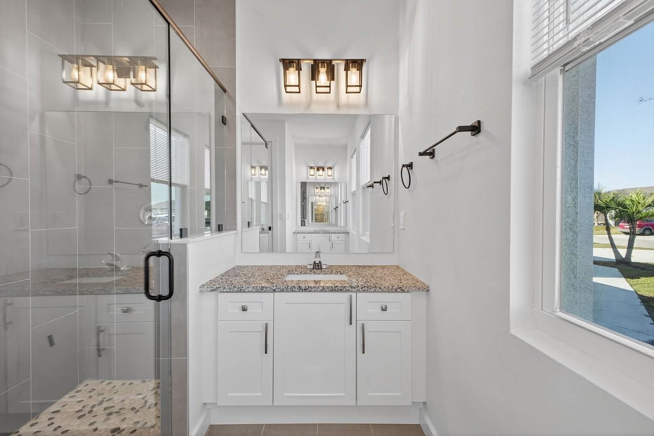 1309 Nw 4th St - Photo 5 of 11