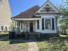 featured image of 710 W 2nd St