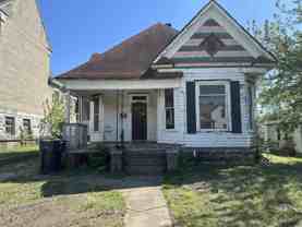 710 W 2nd St - Photo 1 of 1