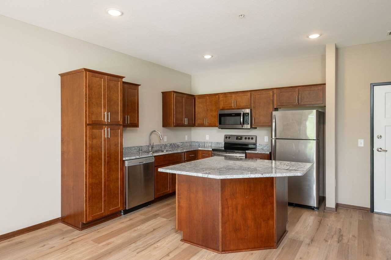 Traverse Green East - Photo 5 of 50