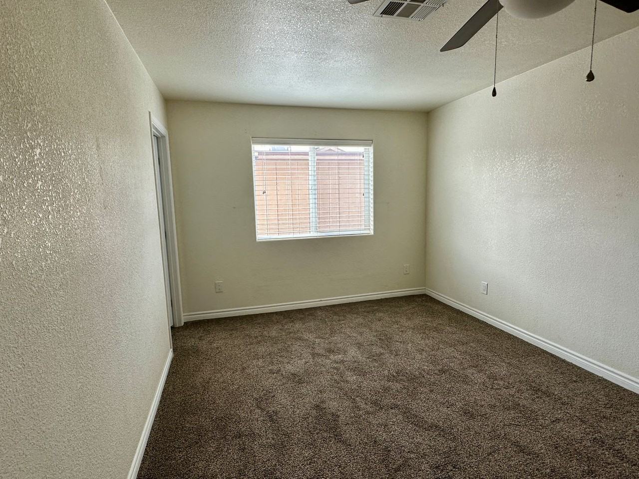 10266 S Tornado Ave - Photo 5 of 12