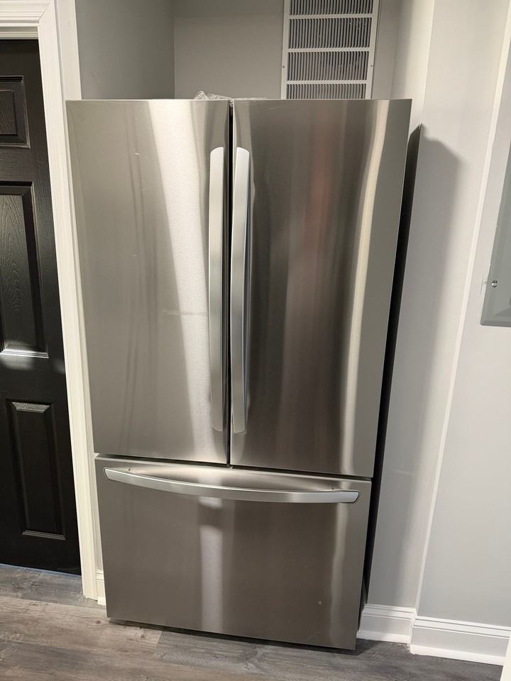 1271 1271 Limit Avenue - BB W/Bath $850 Available - Photo 3 of 19