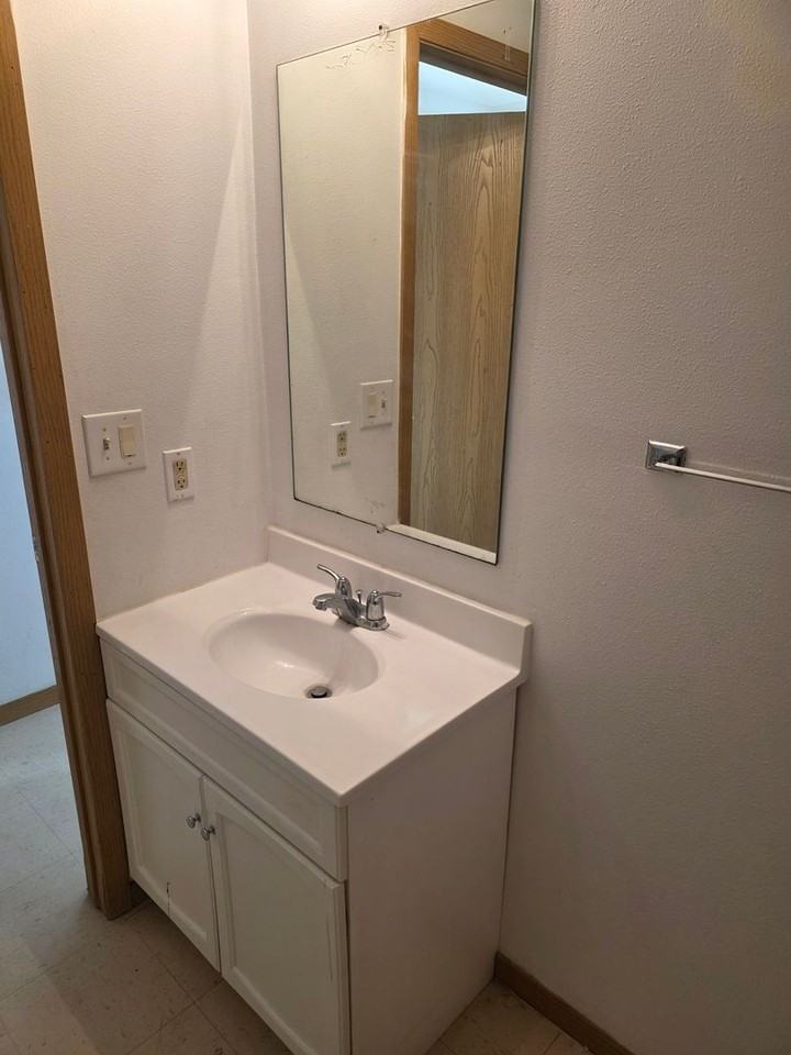 Postville Residential  LLC - Photo 6 of 15