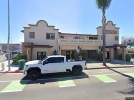 featured image of 480 W Grand Ave