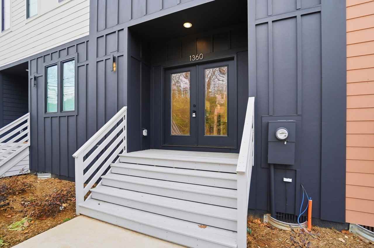 1360 Briar Creek Rd - Photo 4 of 50