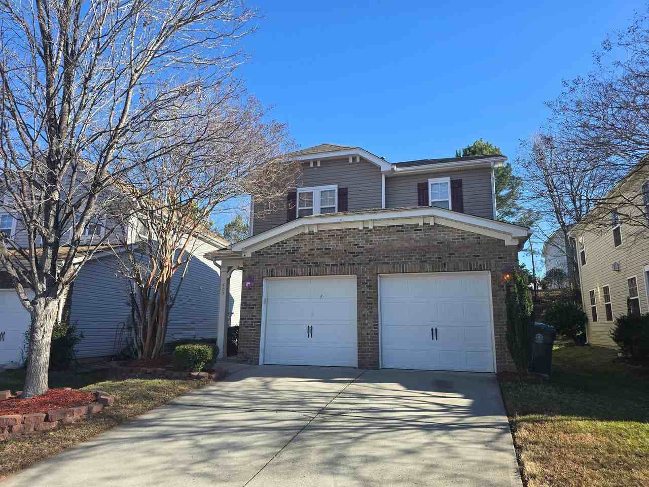 707 Delta Downs Dr - Photo 2 of 25