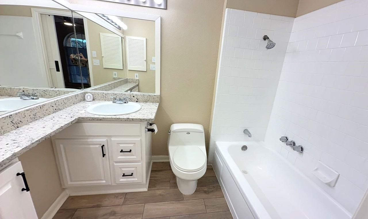 4119 Ramsgate St - Photo 6 of 14