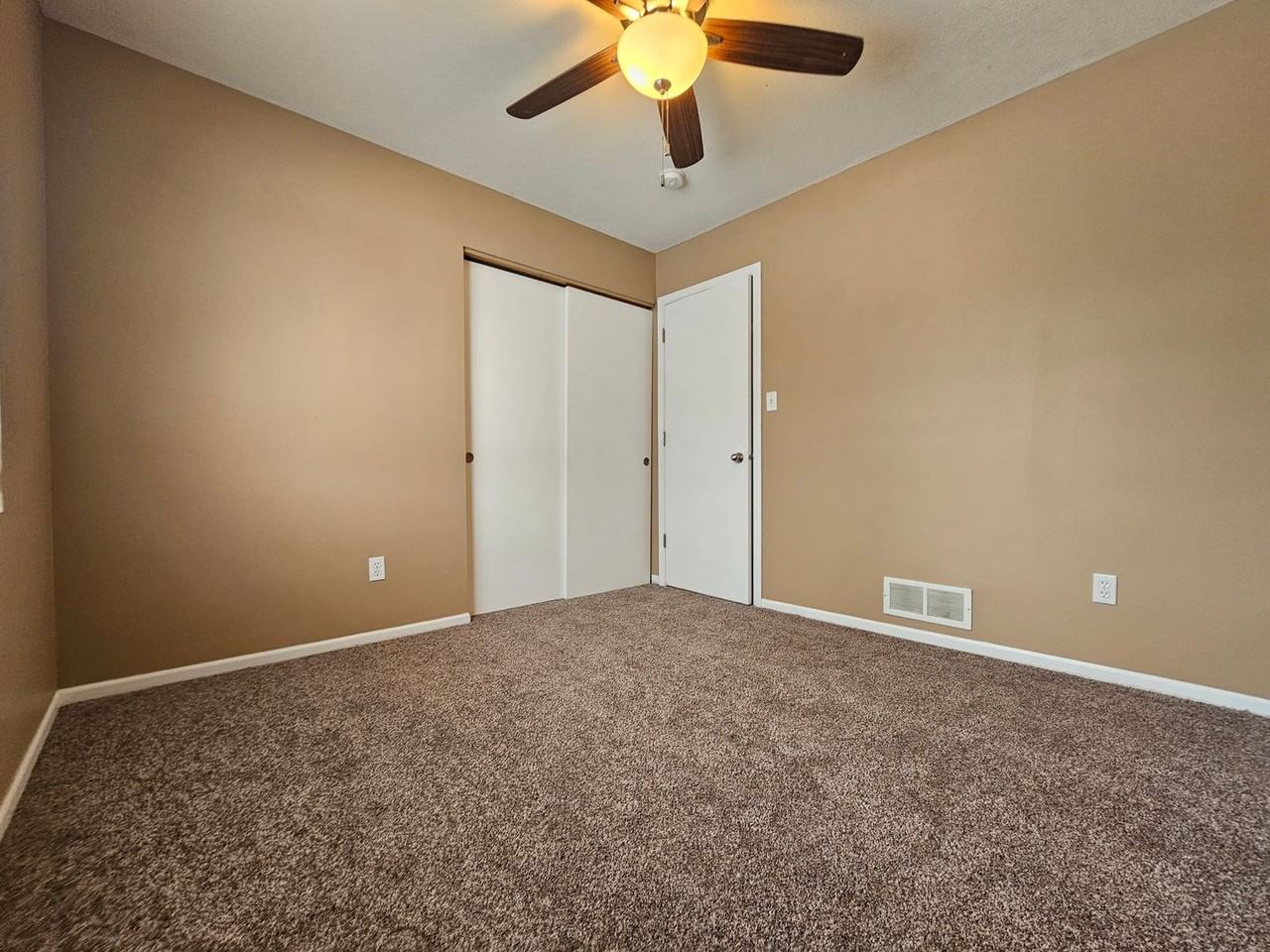 2995 Baker St - Photo 7 of 16