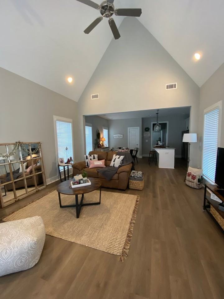 1283 Burrow Cir - Photo 3 of 25