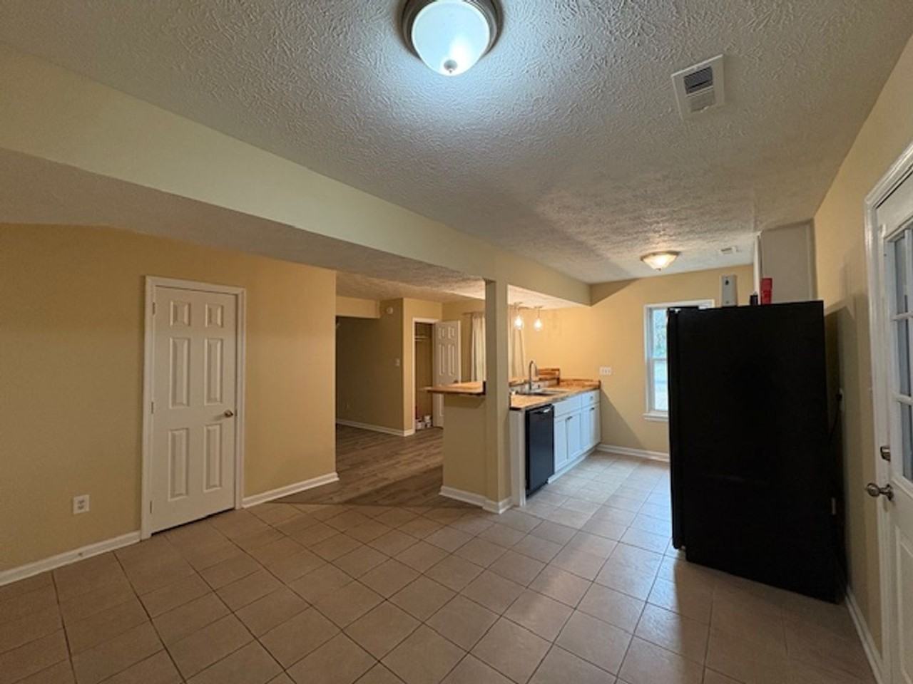 619 Randolph Rd - Photo 2 of 12