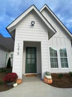 featured image of 1279 Burrow Cir