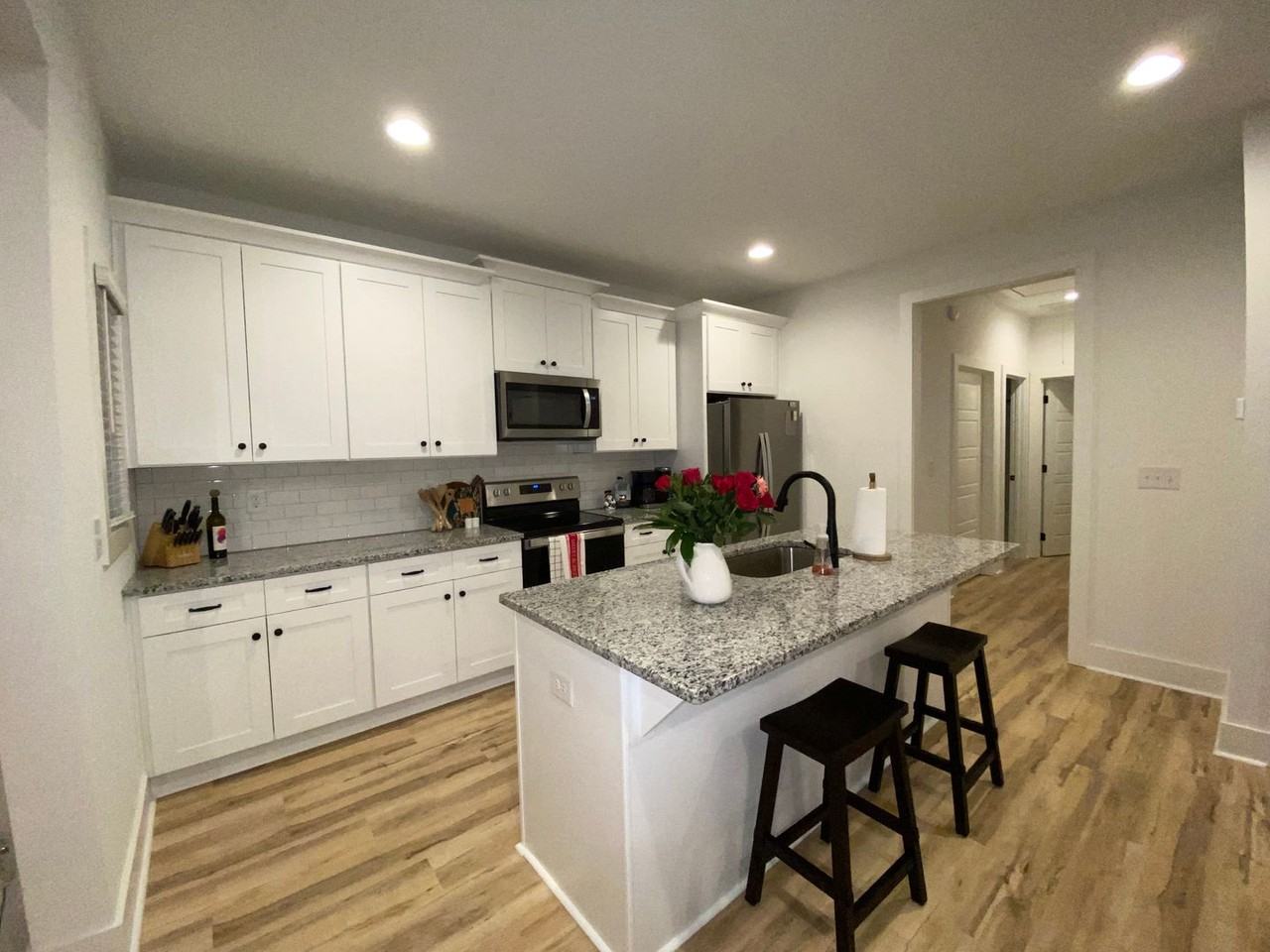 1279 Burrow Cir - Photo 3 of 14