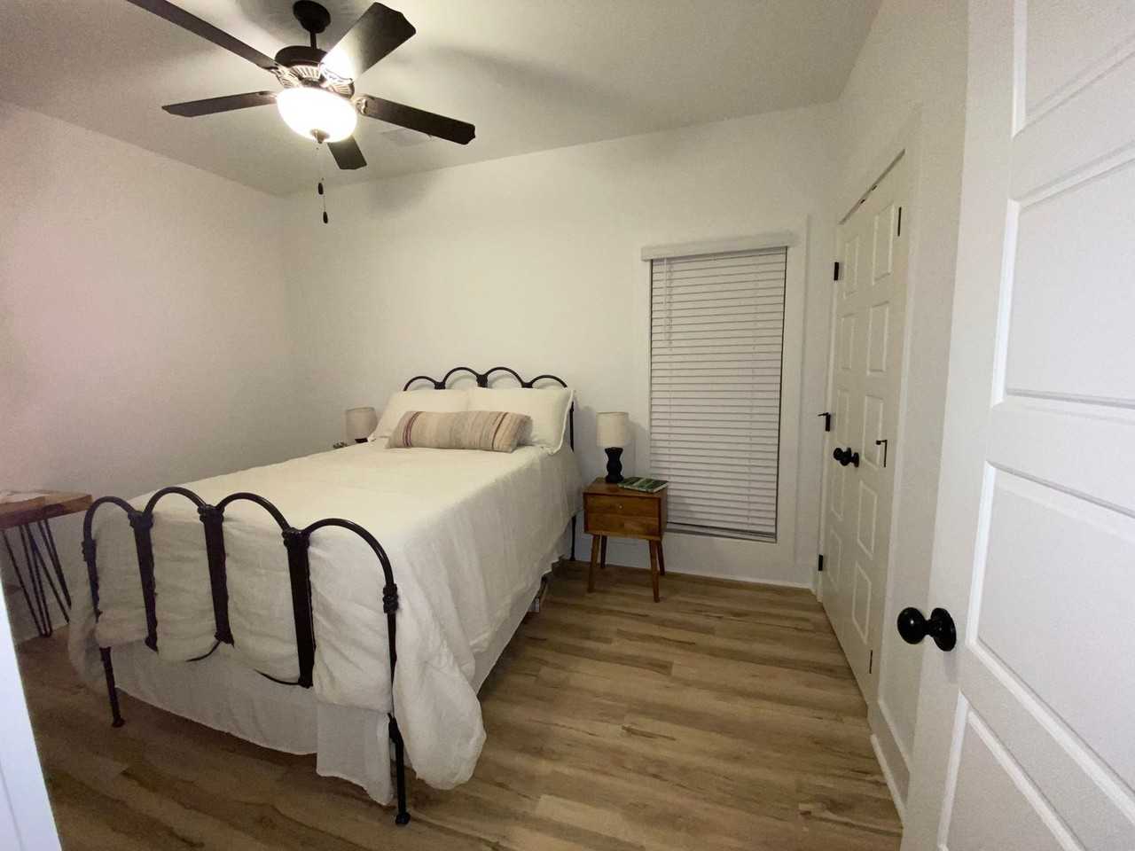 1279 Burrow Cir - Photo 7 of 14