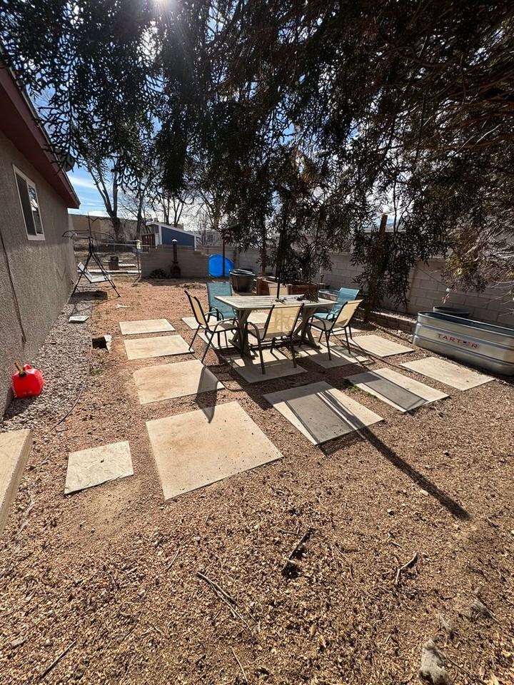 410 Solar Rd Nw - Photo 2 of 14