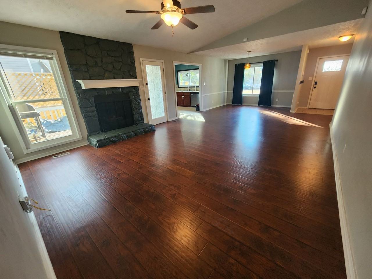 6831 Candlewood Dr - Photo 2 of 15