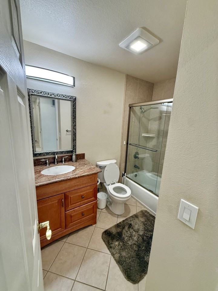 7350 Thayer Ct - Photo 7 of 17