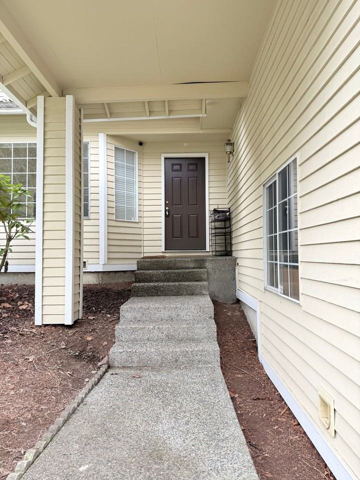 10627 118th Pl Ne - Photo 2 of 27