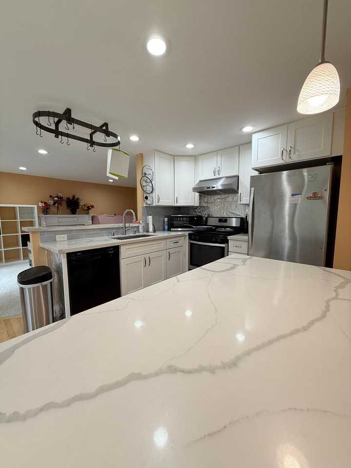 10627 118th Pl Ne - Photo 5 of 27