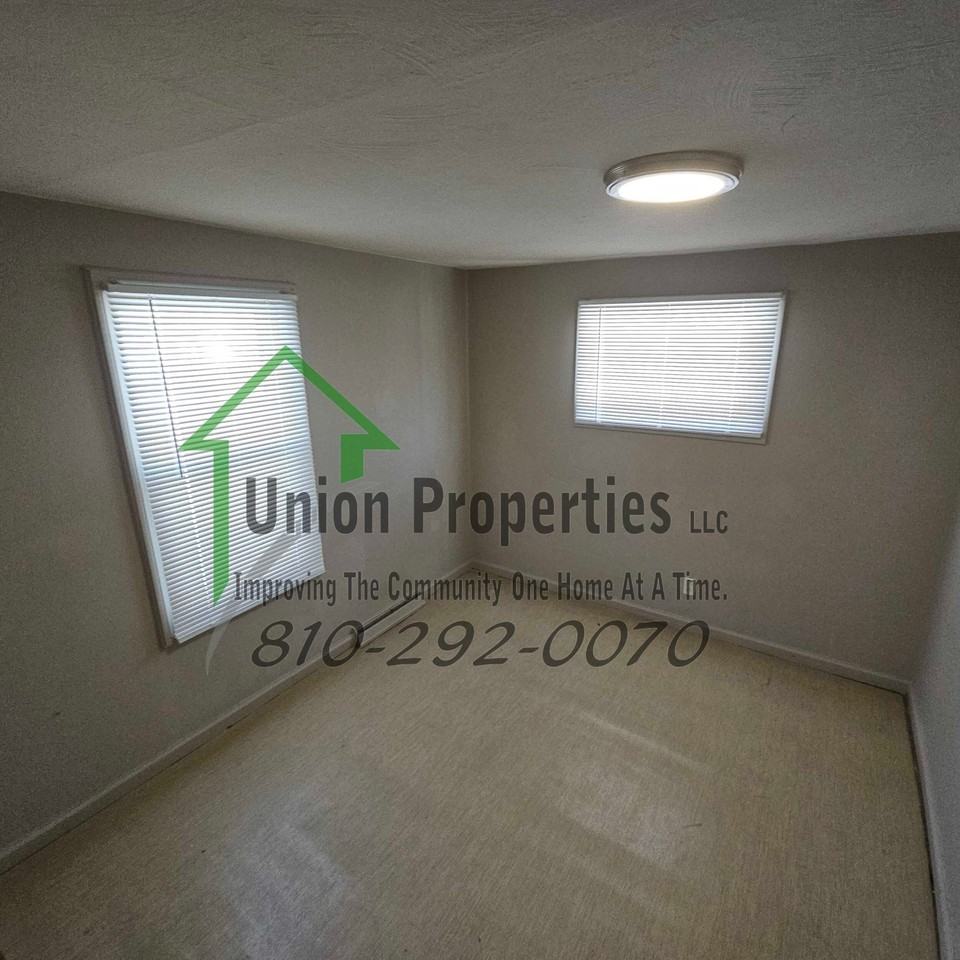 2612 16th Ave - Photo 4 of 19