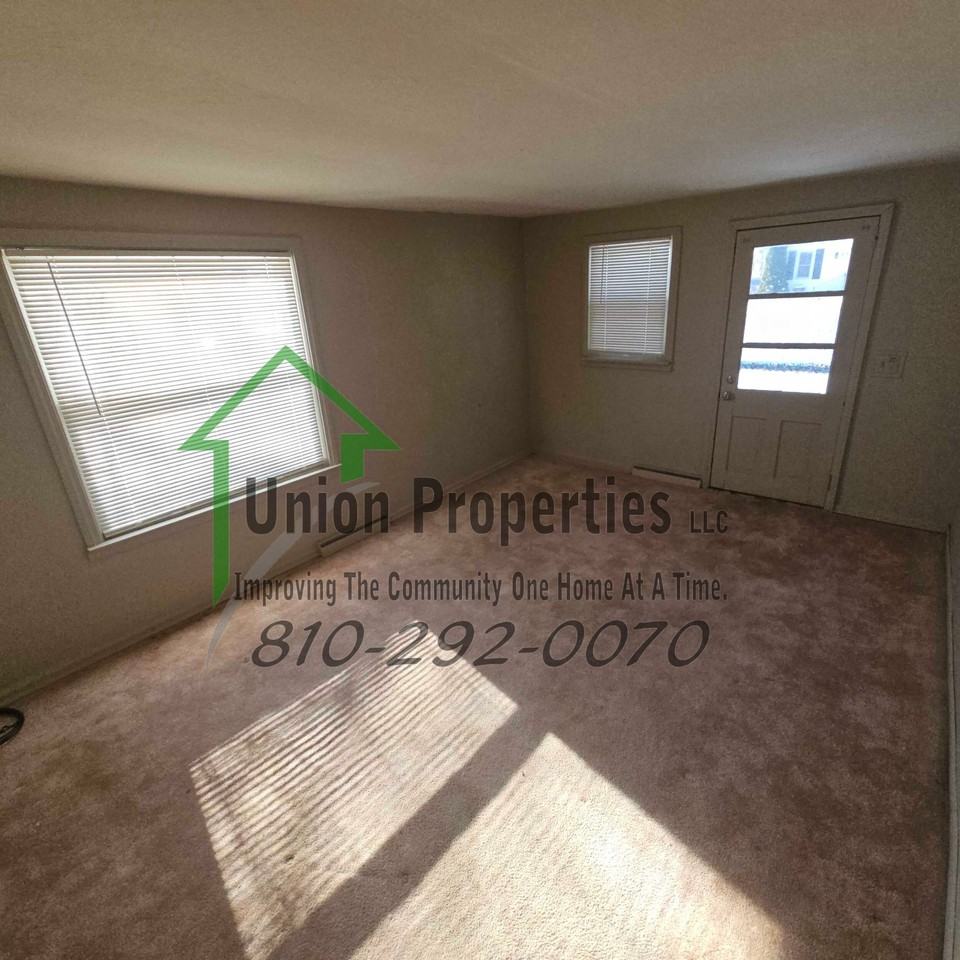 2612 16th Ave - Photo 5 of 19