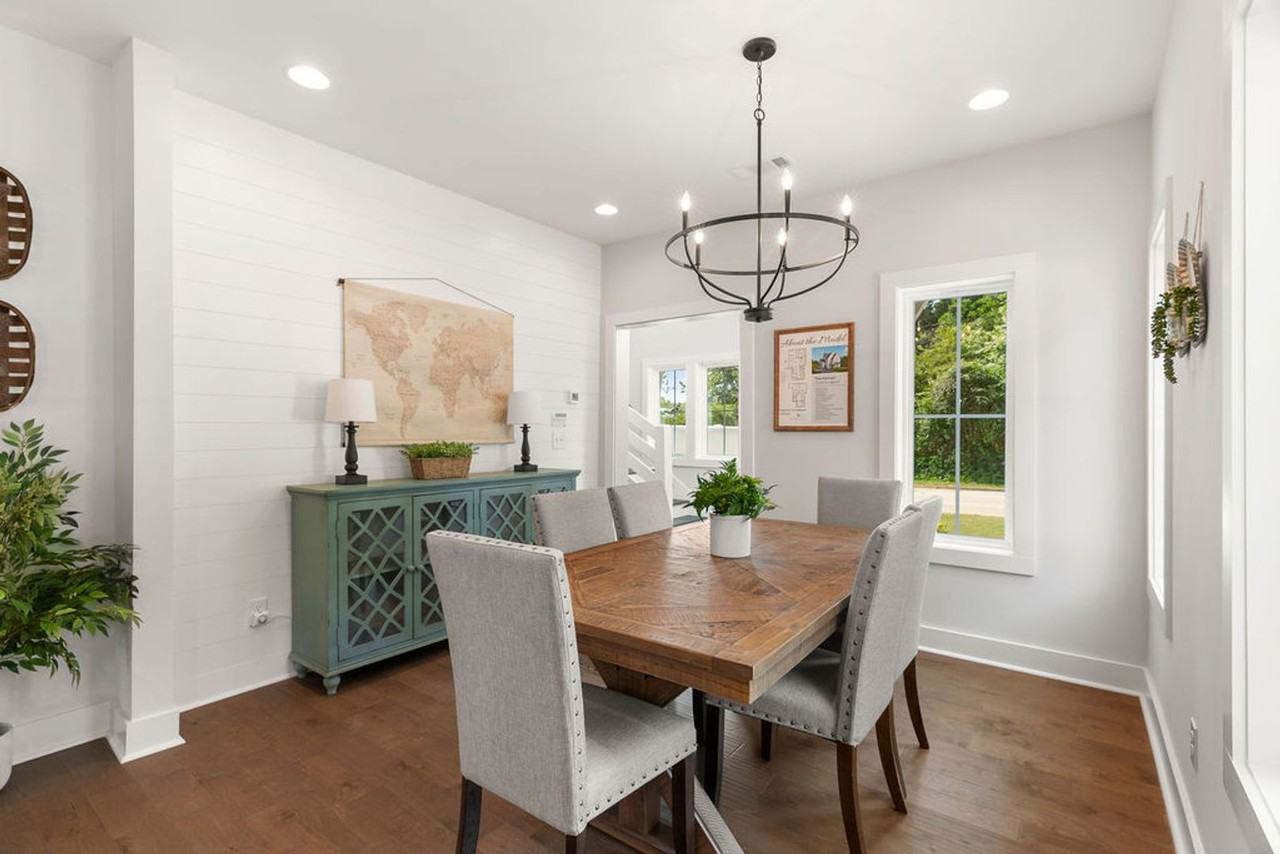 536 Judd Ave - Photo 4 of 18