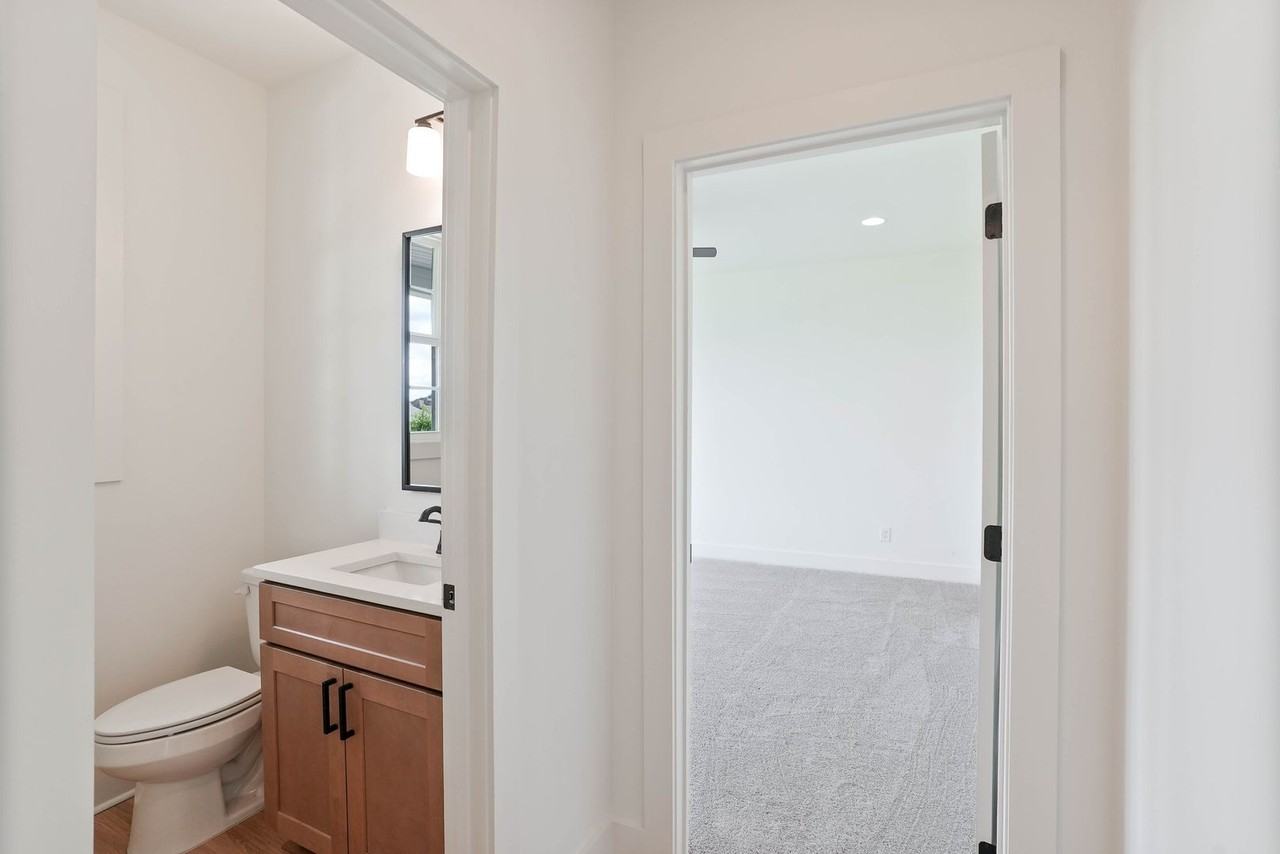 46 Blackberry Blvd - Photo 3 of 25