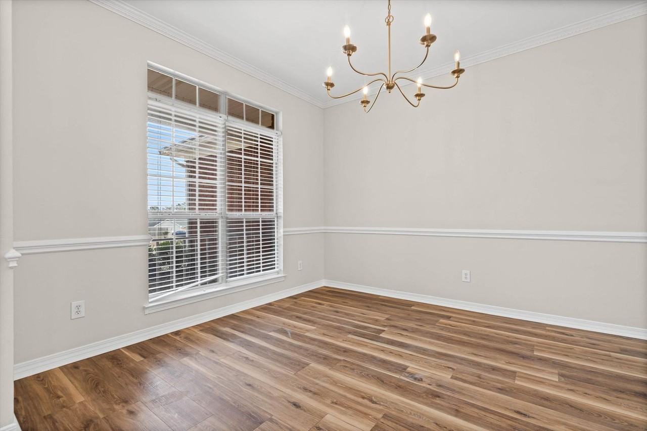 7181 Windmill Pl S - Photo 3 of 25