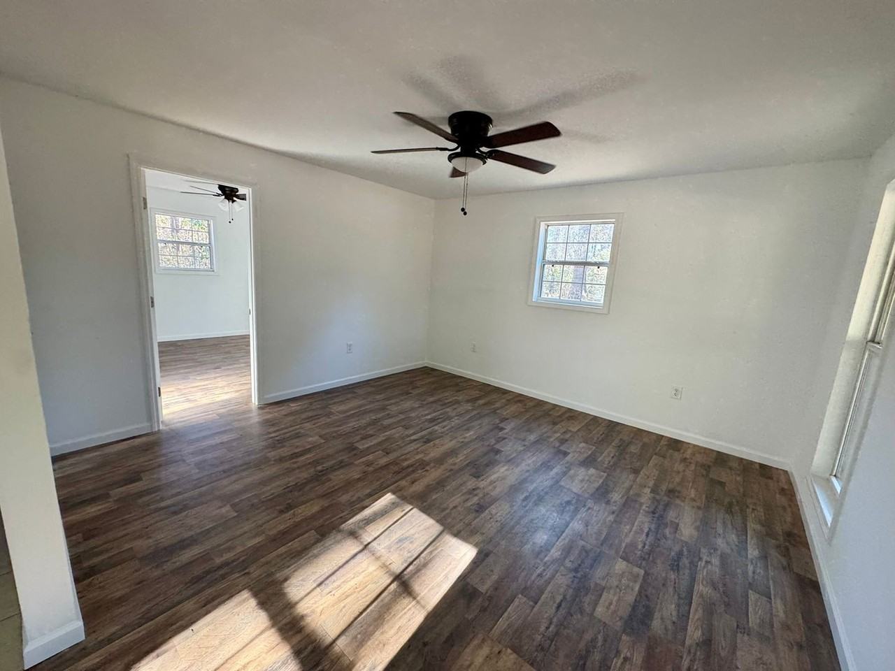 3934 Hill Rd - Photo 2 of 10