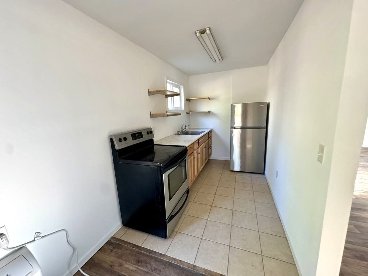 3934 Hill Rd - Photo 3 of 10