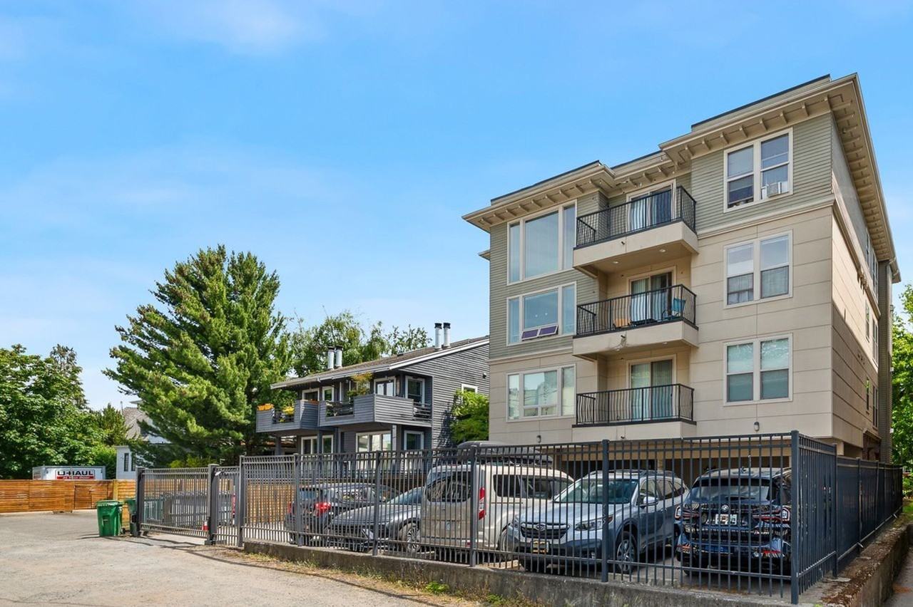 The 1811 Apartments - Photo 5 of 28