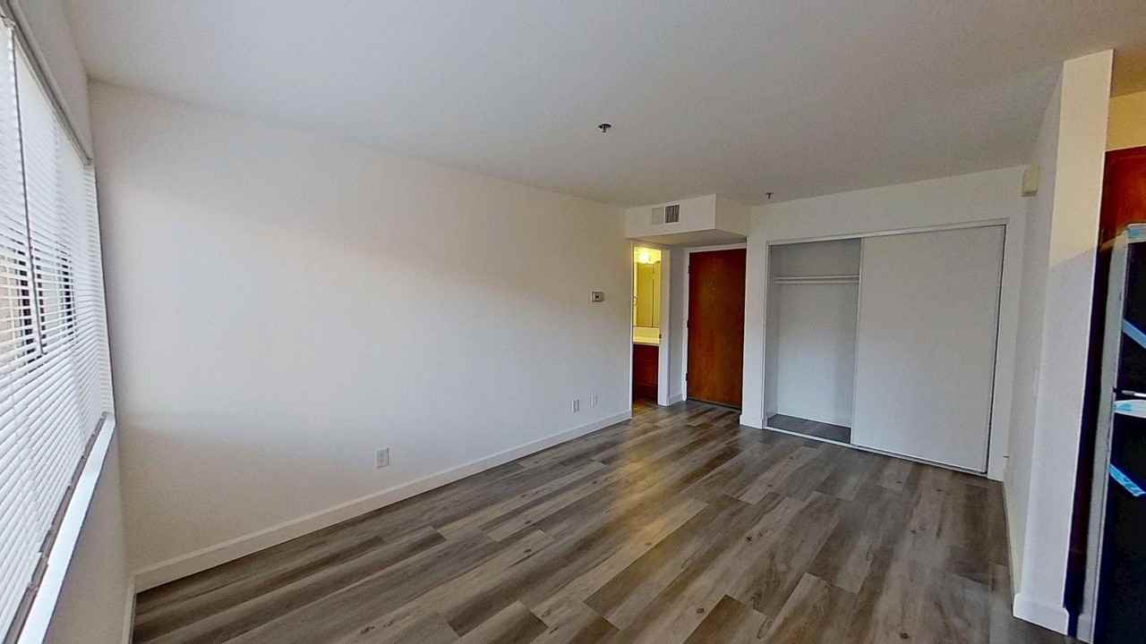 301 N Ford Ave #115 - Photo 5 of 17