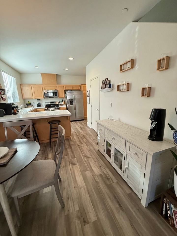 143 Sweetwater Ln - Photo 6 of 37