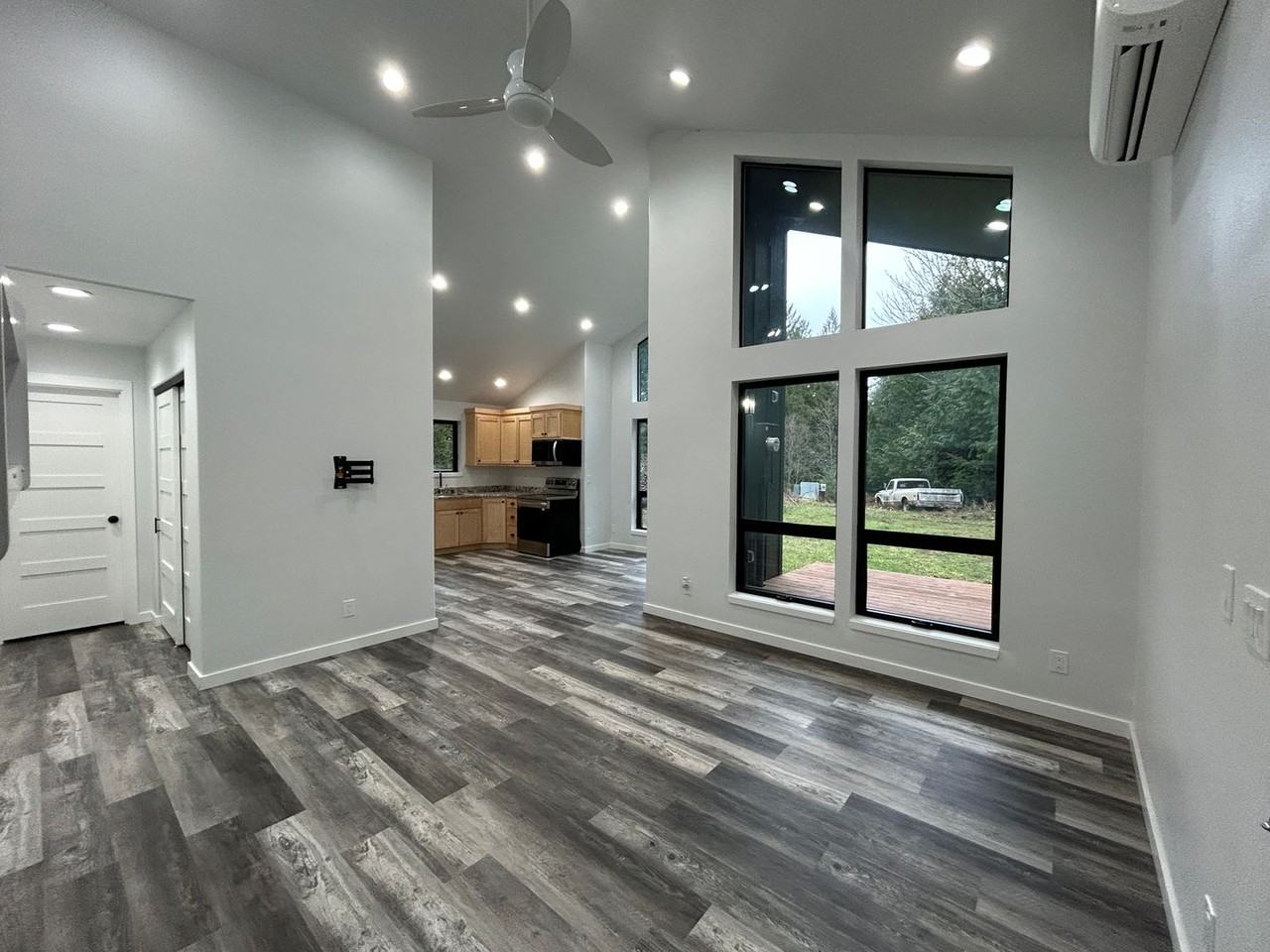 498 Kroll Rd - Photo 3 of 26