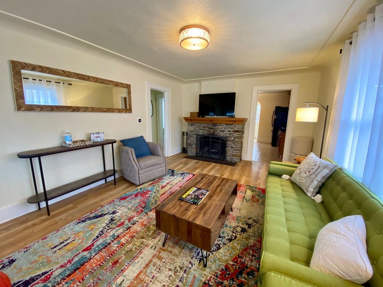 2323 Agate St - Photo 4 of 25