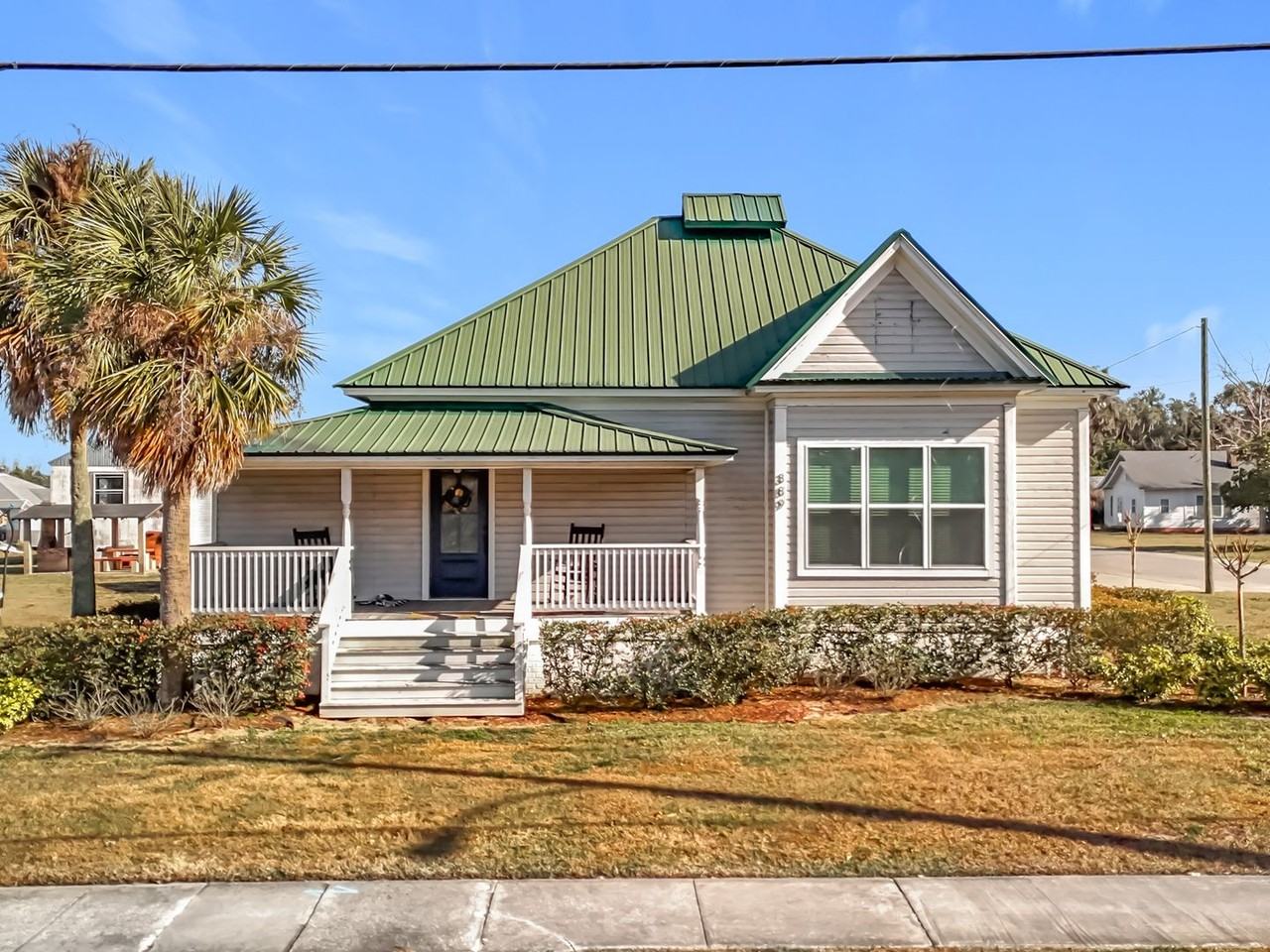 389 S Central Ave - Photo 2 of 50