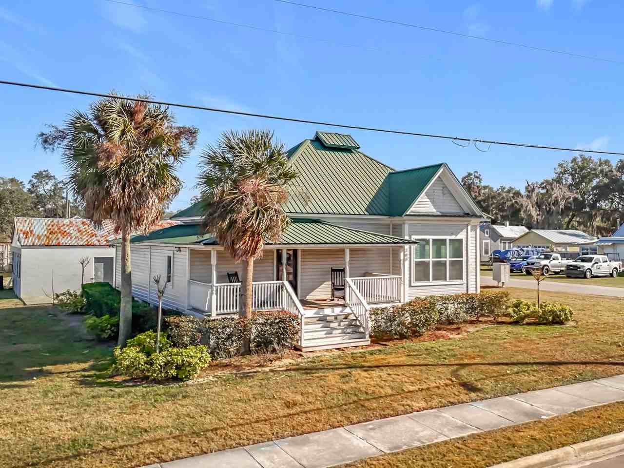 389 S Central Ave - Photo 3 of 50