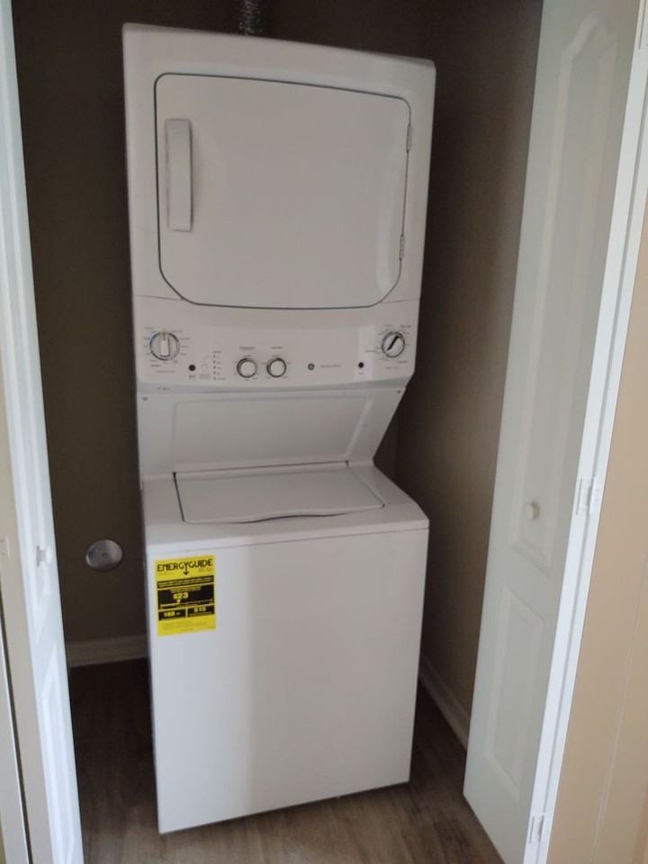 2613 Landover Blvd - Photo 2 of 5