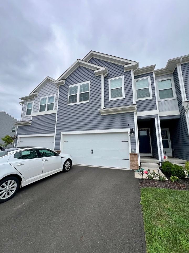 52 Fonthill Ct - Photo 2 of 14